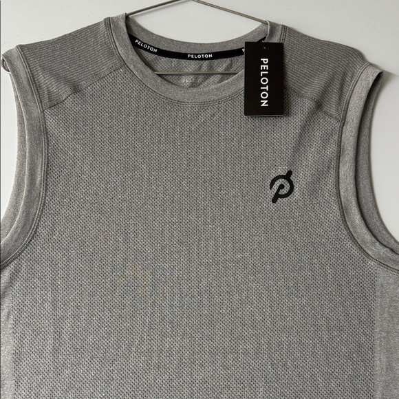 Peloton Charcoal Sleeveless Tank - Picture 1 of 13
